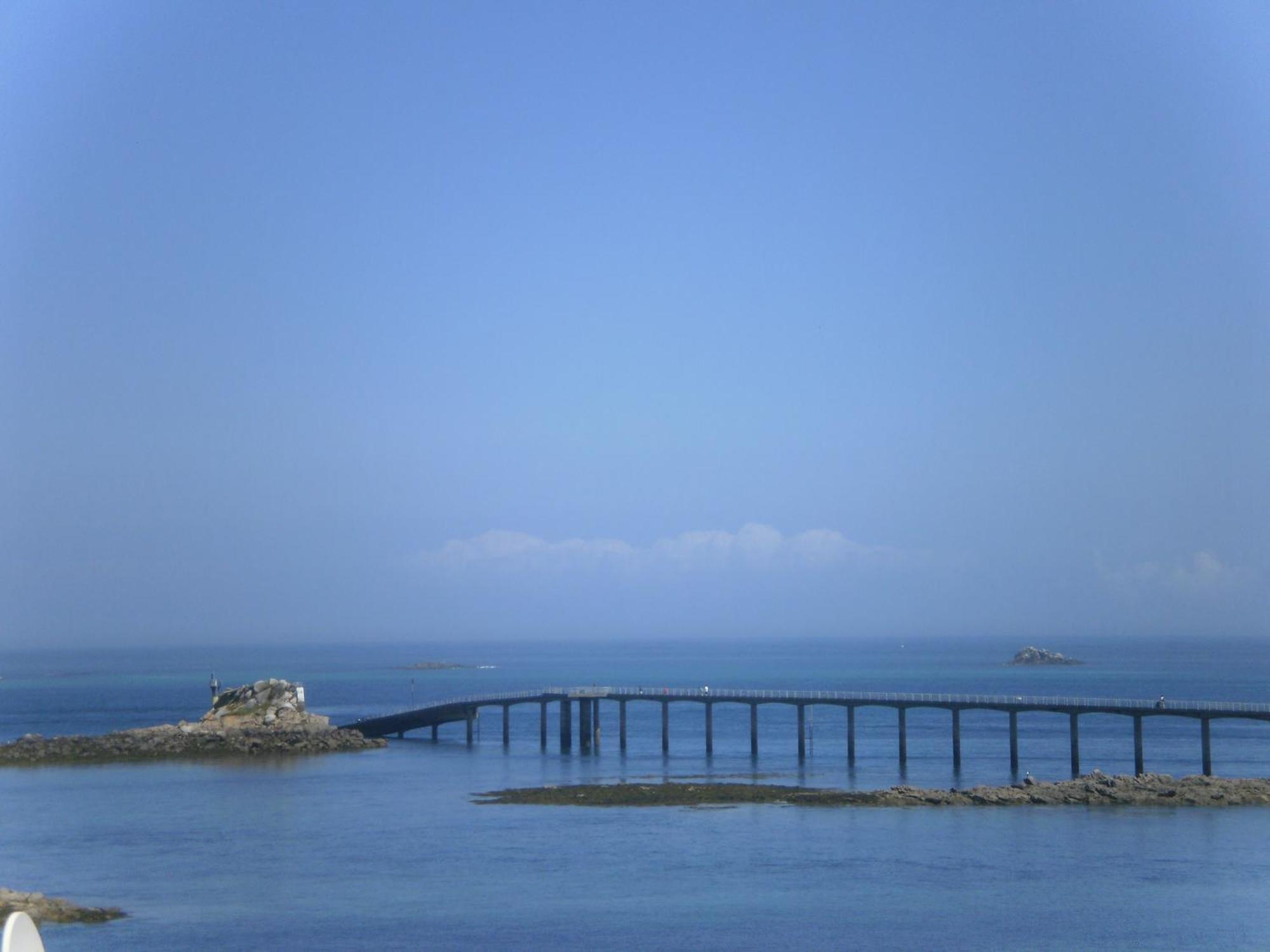 Logis Hotel Les Chardons Bleus Restaurant Le Bistrot De La Mer รอสกอฟ ภายนอก รูปภาพ
